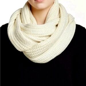 NWT J.Crew Super‑Soft Ribbed Knit Chunky Infinity Scarf Ivory One Size